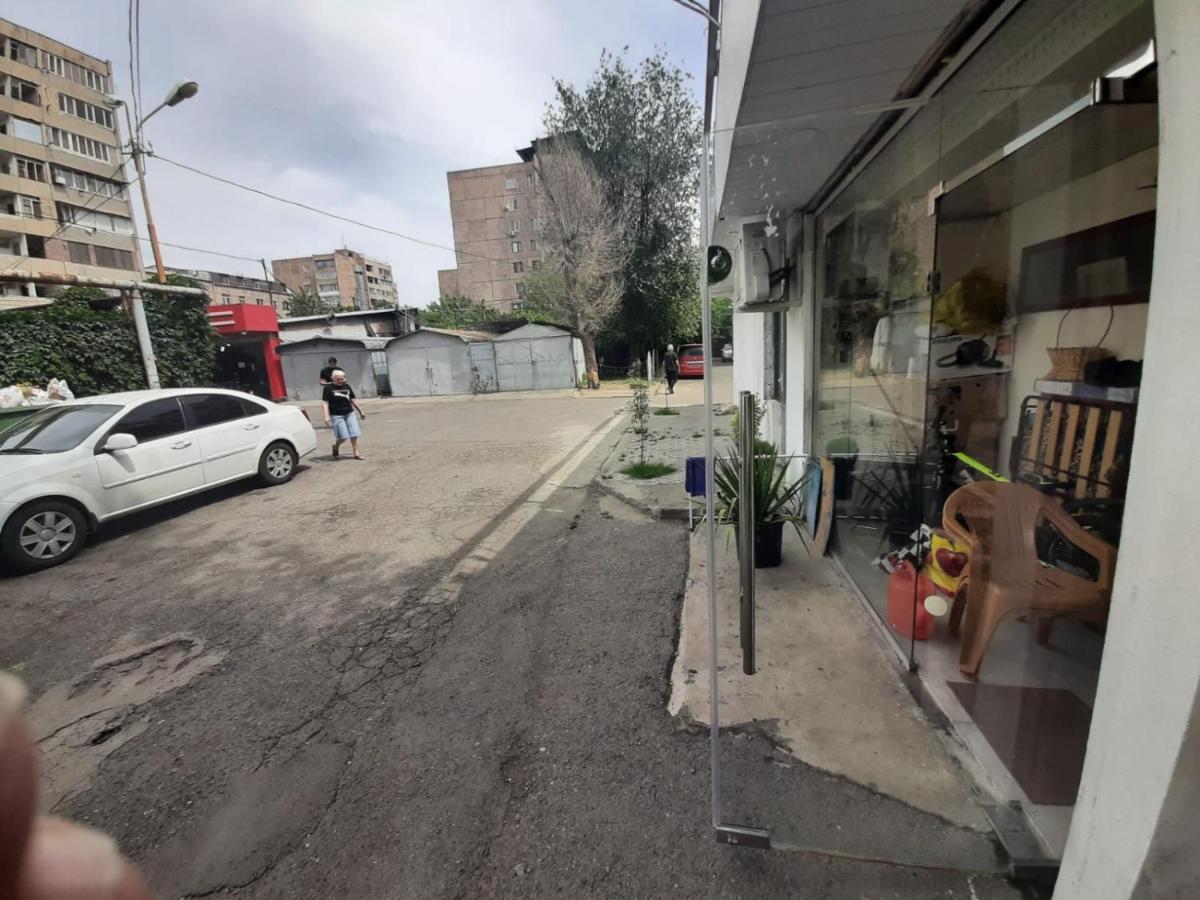 Vahe'S Corner House Hotel Yerevan Exterior photo